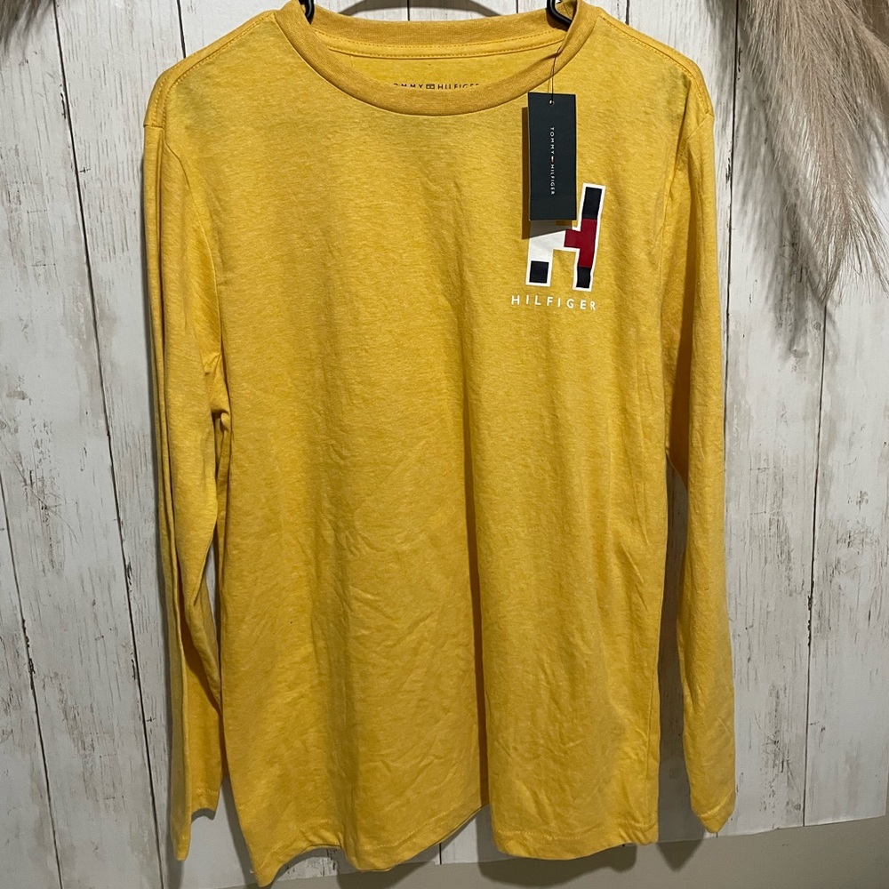 Boys XL new Tommy Hilfiger long sleeve tee
